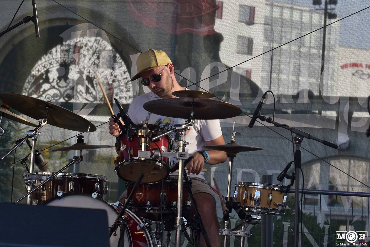 Léto v Prazdroji v Plzni přivítalo Kurtizány z 25. Avenue