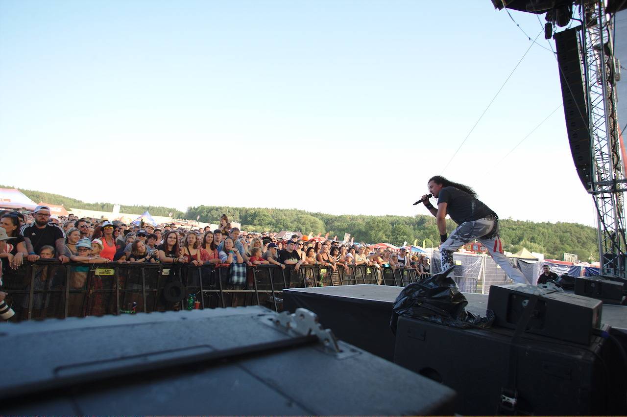 Hrady CZ na Švihově: V pátek vystoupili Anna K. i Michal Hrůza, Rybičky 48 zapálili ohně a Mydy Rabycad ukázali energii