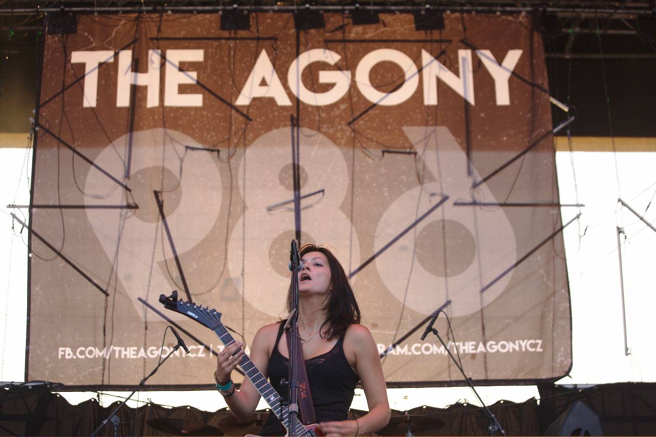 Hrady CZ na Švihově: V pátek vystoupili Anna K. i Michal Hrůza, Rybičky 48 zapálili ohně a Mydy Rabycad ukázali energii