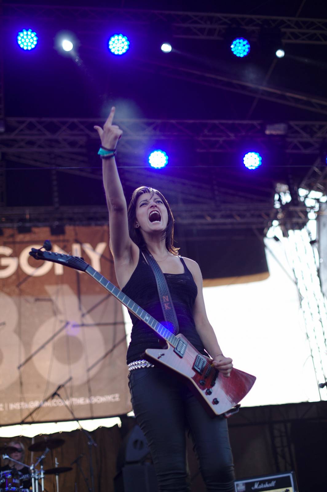 Hrady CZ na Švihově: V pátek vystoupili Anna K. i Michal Hrůza, Rybičky 48 zapálili ohně a Mydy Rabycad ukázali energii