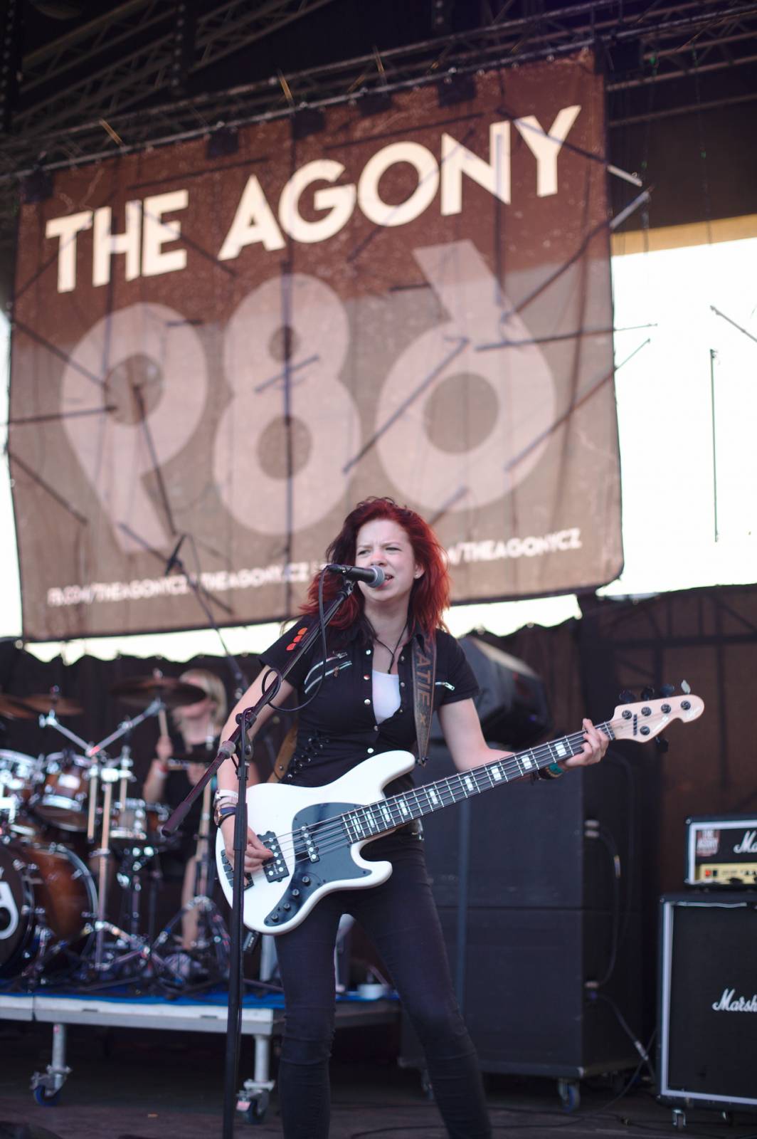 Hrady CZ na Švihově: V pátek vystoupili Anna K. i Michal Hrůza, Rybičky 48 zapálili ohně a Mydy Rabycad ukázali energii