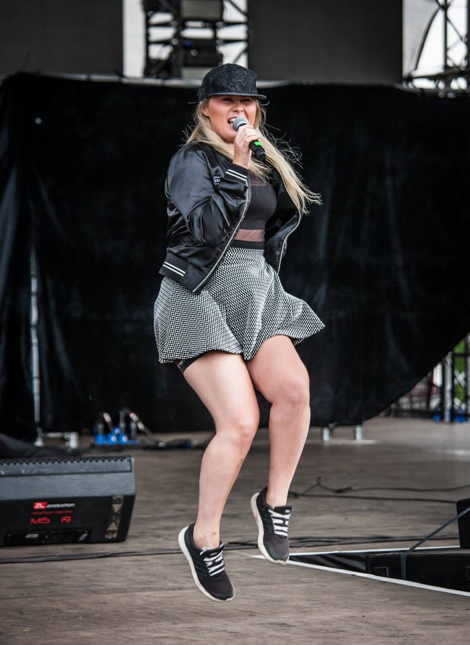 Hrady CZ na Švihově: V sobotu vystoupili No Name, Mirai, Wohnout, PSH, Dymytry i Kryštof