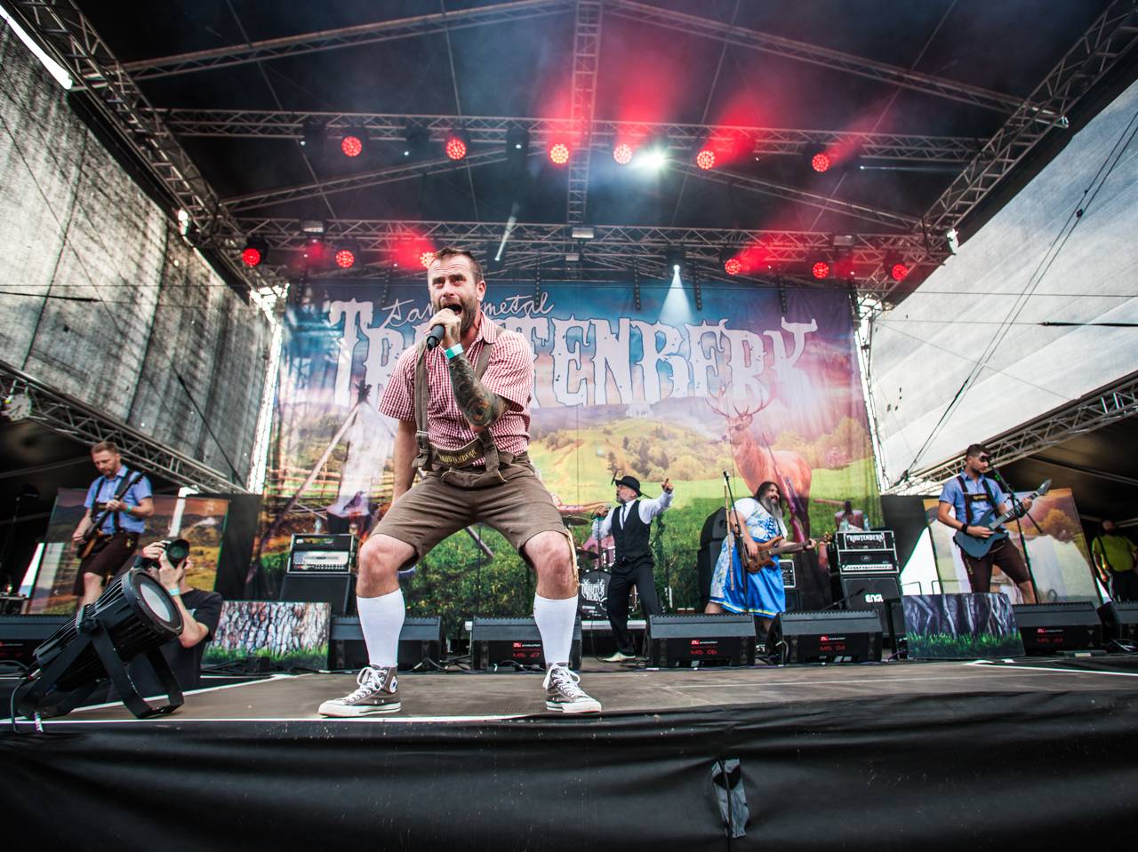 Hrady CZ na Švihově: V sobotu vystoupili No Name, Mirai, Wohnout, PSH, Dymytry i Kryštof