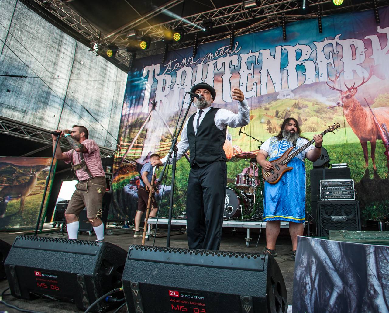 Hrady CZ na Švihově: V sobotu vystoupili No Name, Mirai, Wohnout, PSH, Dymytry i Kryštof