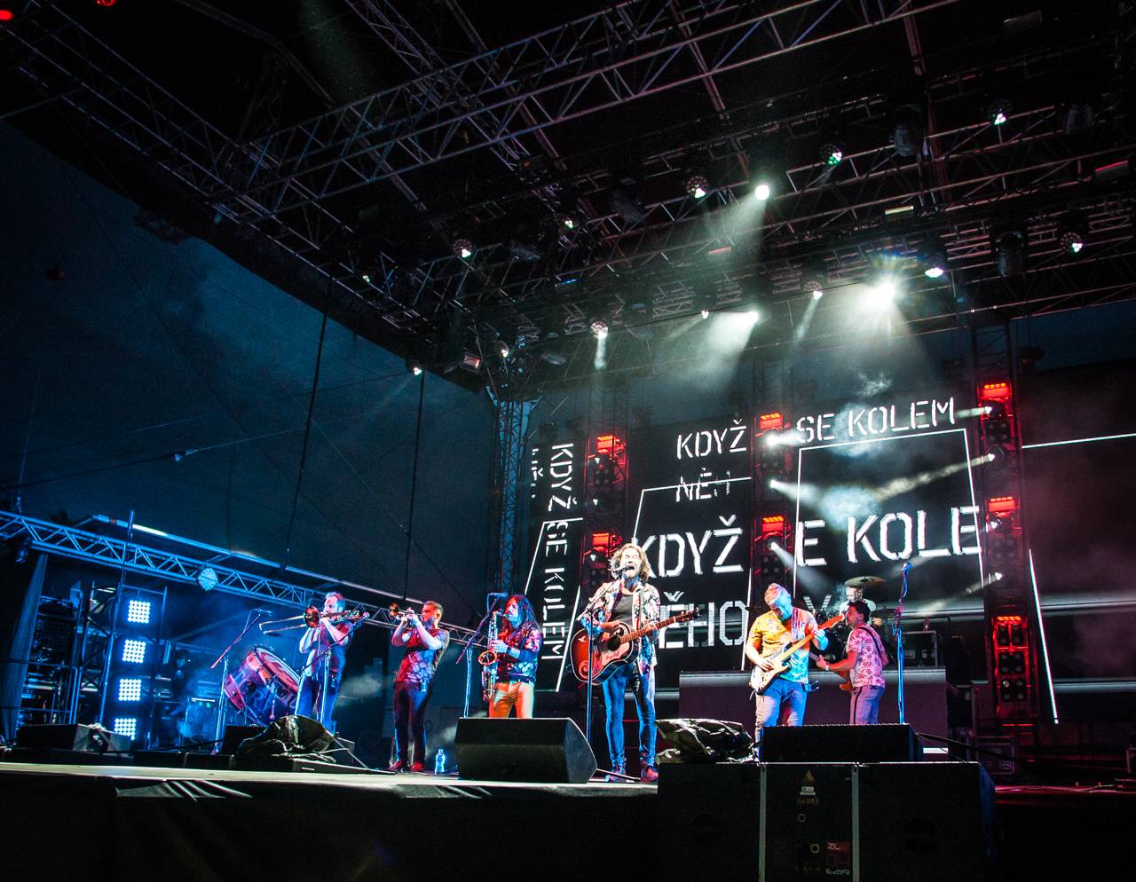 Hrady CZ na Švihově: V sobotu vystoupili No Name, Mirai, Wohnout, PSH, Dymytry i Kryštof