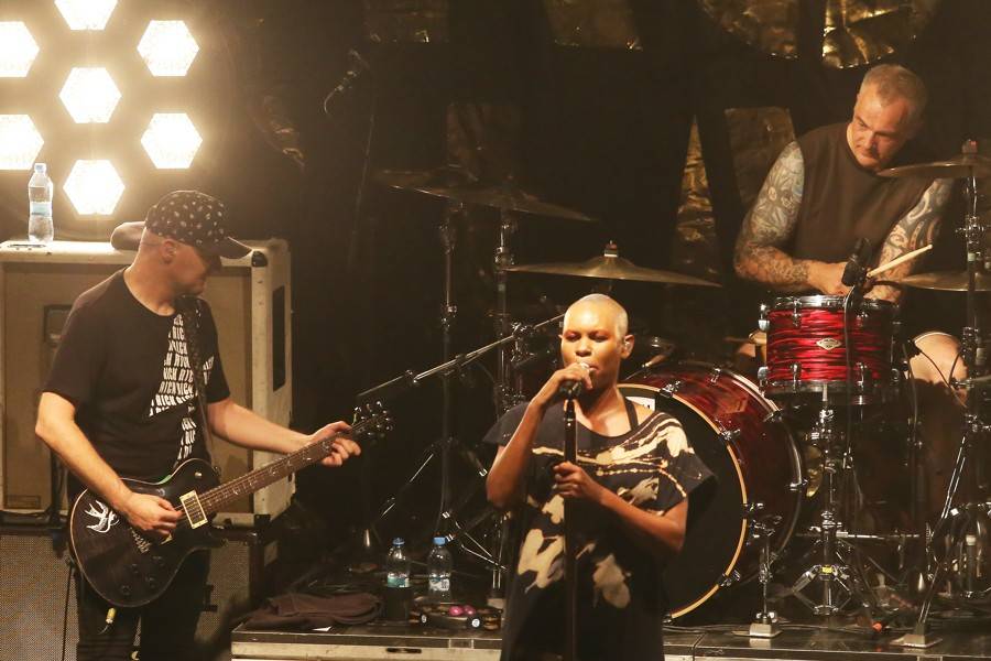 Skunk Anansie proměnili bratislavský klub v saunu