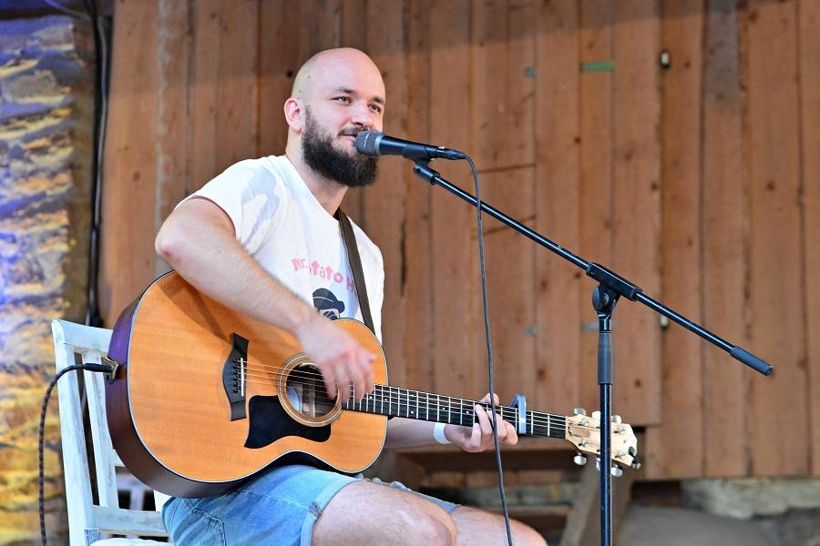 Slavonice Fest má za sebou šestý ročník. Zahráli Tomáš Klus, Buty, Pokáč i David Koller