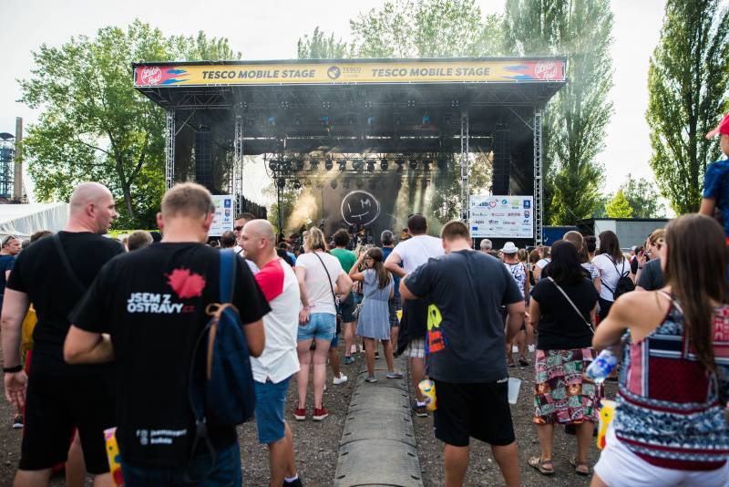 Ostravský Létofest zahájili Mig 21, Pražský výběr, Mandrage i Horkýže Slíže