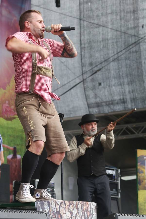 Deštivé Hrady CZ na Veveří: Fanoušky rozproudili Kryštof, Wohnout, Jelen, Trautenberk nebo Dymytry