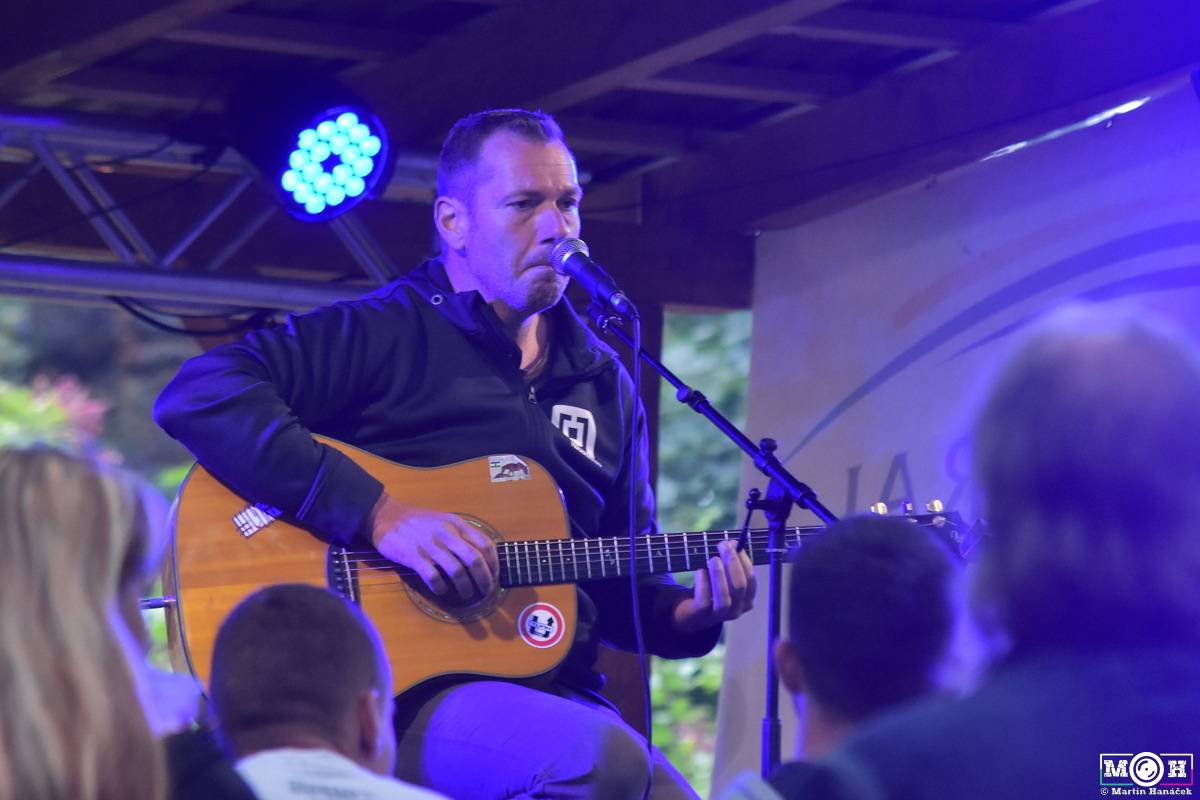 Prasofest č. 7 přivezl pod hrad Vlčtejn Viléma Čoka, Hentai Corporation, Muchu i Totální nasazení