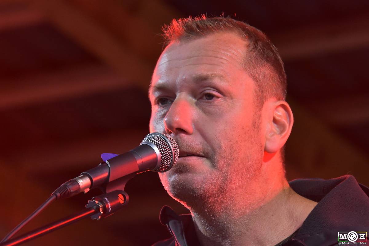 Prasofest č. 7 přivezl pod hrad Vlčtejn Viléma Čoka, Hentai Corporation, Muchu i Totální nasazení