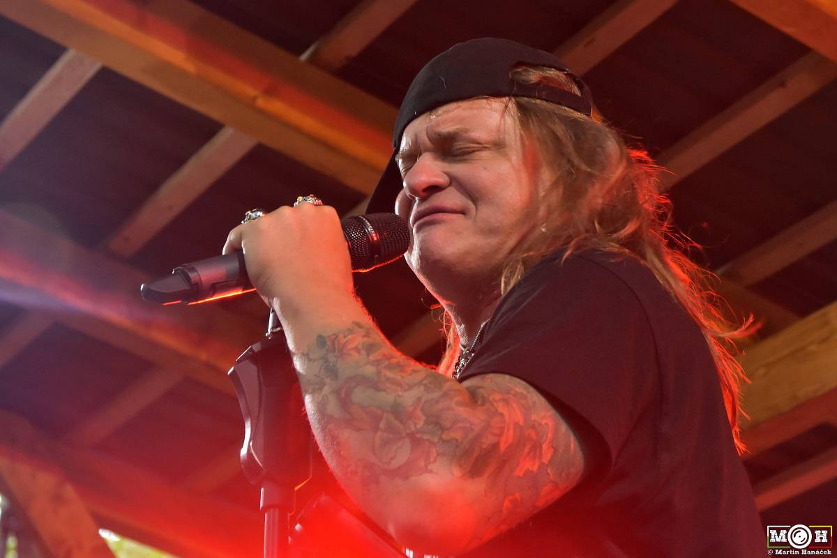 Prasofest č. 7 přivezl pod hrad Vlčtejn Viléma Čoka, Hentai Corporation, Muchu i Totální nasazení