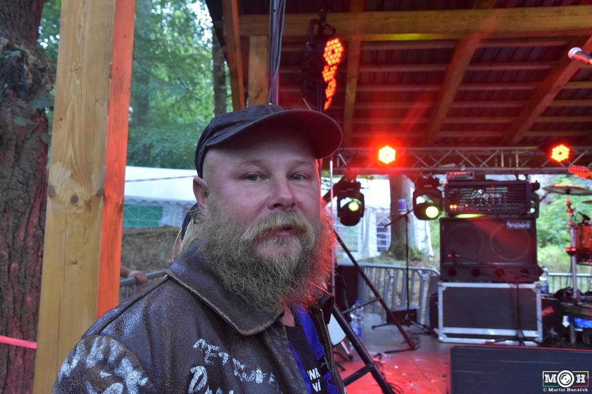 Prasofest č. 7 přivezl pod hrad Vlčtejn Viléma Čoka, Hentai Corporation, Muchu i Totální nasazení