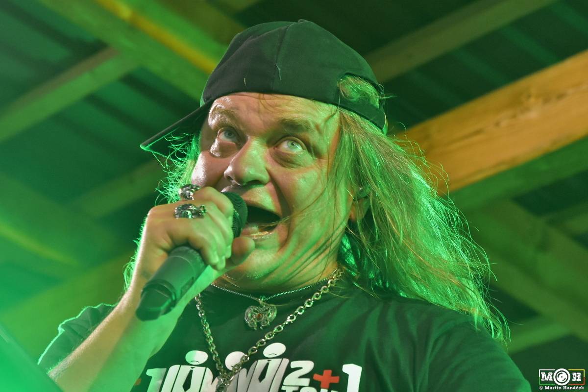 Prasofest č. 7 přivezl pod hrad Vlčtejn Viléma Čoka, Hentai Corporation, Muchu i Totální nasazení