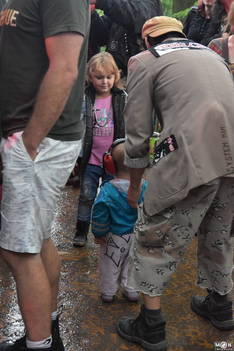 Prasofest č. 7 přivezl pod hrad Vlčtejn Viléma Čoka, Hentai Corporation, Muchu i Totální nasazení