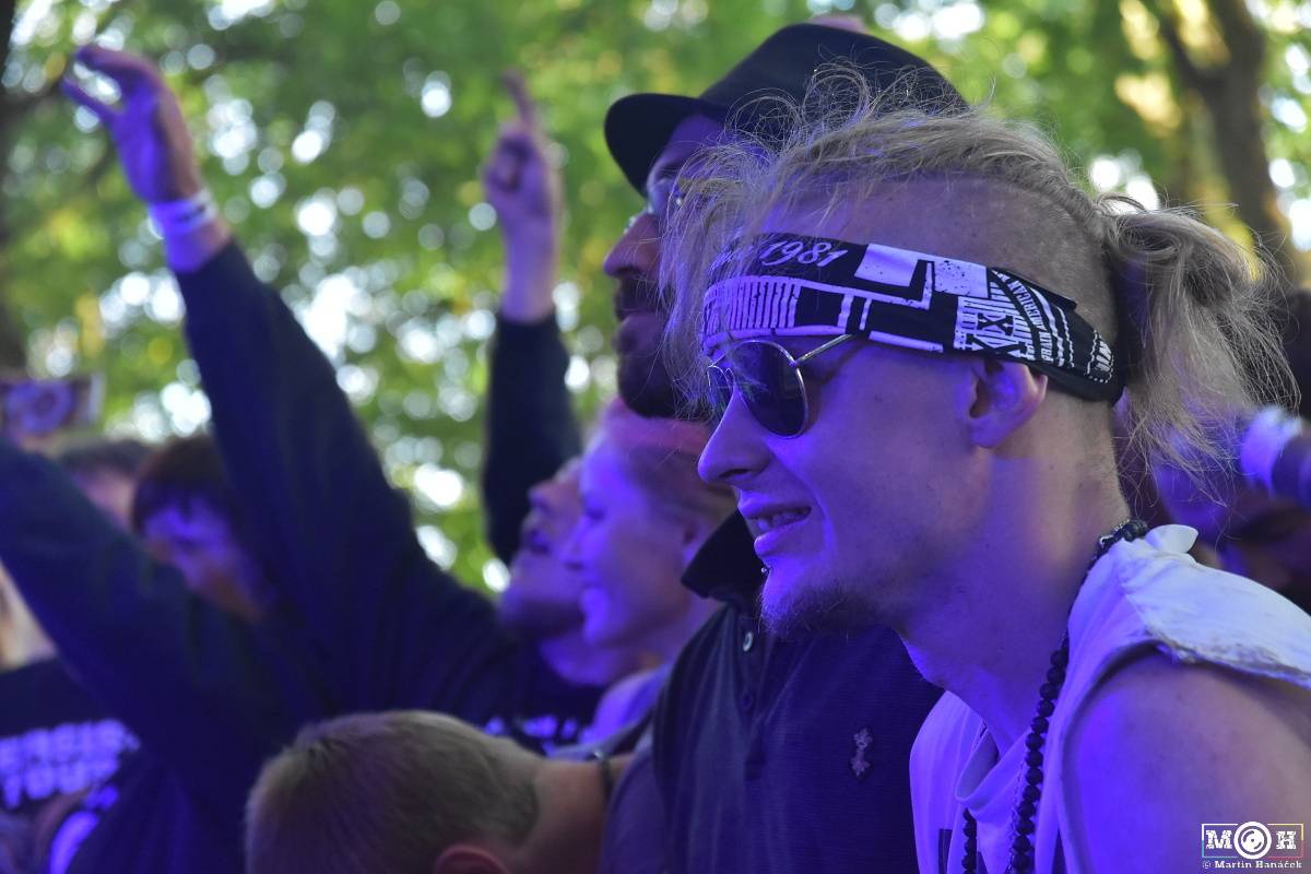 Prasofest č. 7 přivezl pod hrad Vlčtejn Viléma Čoka, Hentai Corporation, Muchu i Totální nasazení