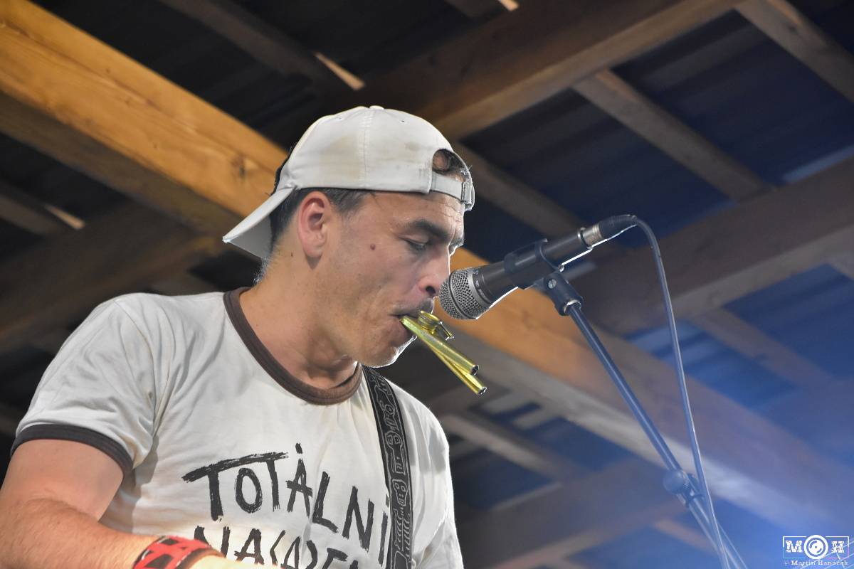 Prasofest č. 7 přivezl pod hrad Vlčtejn Viléma Čoka, Hentai Corporation, Muchu i Totální nasazení