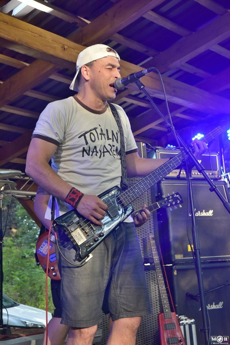 Prasofest č. 7 přivezl pod hrad Vlčtejn Viléma Čoka, Hentai Corporation, Muchu i Totální nasazení