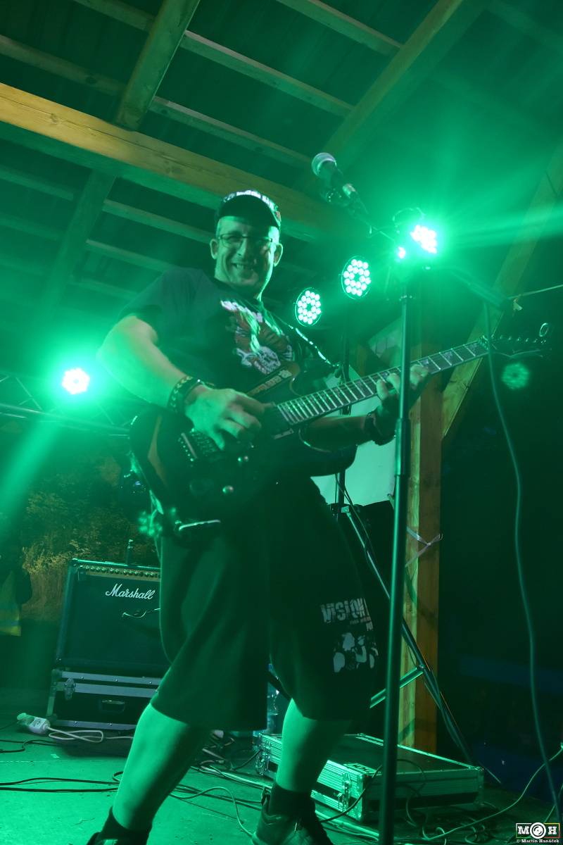 Prasofest č. 7 přivezl pod hrad Vlčtejn Viléma Čoka, Hentai Corporation, Muchu i Totální nasazení