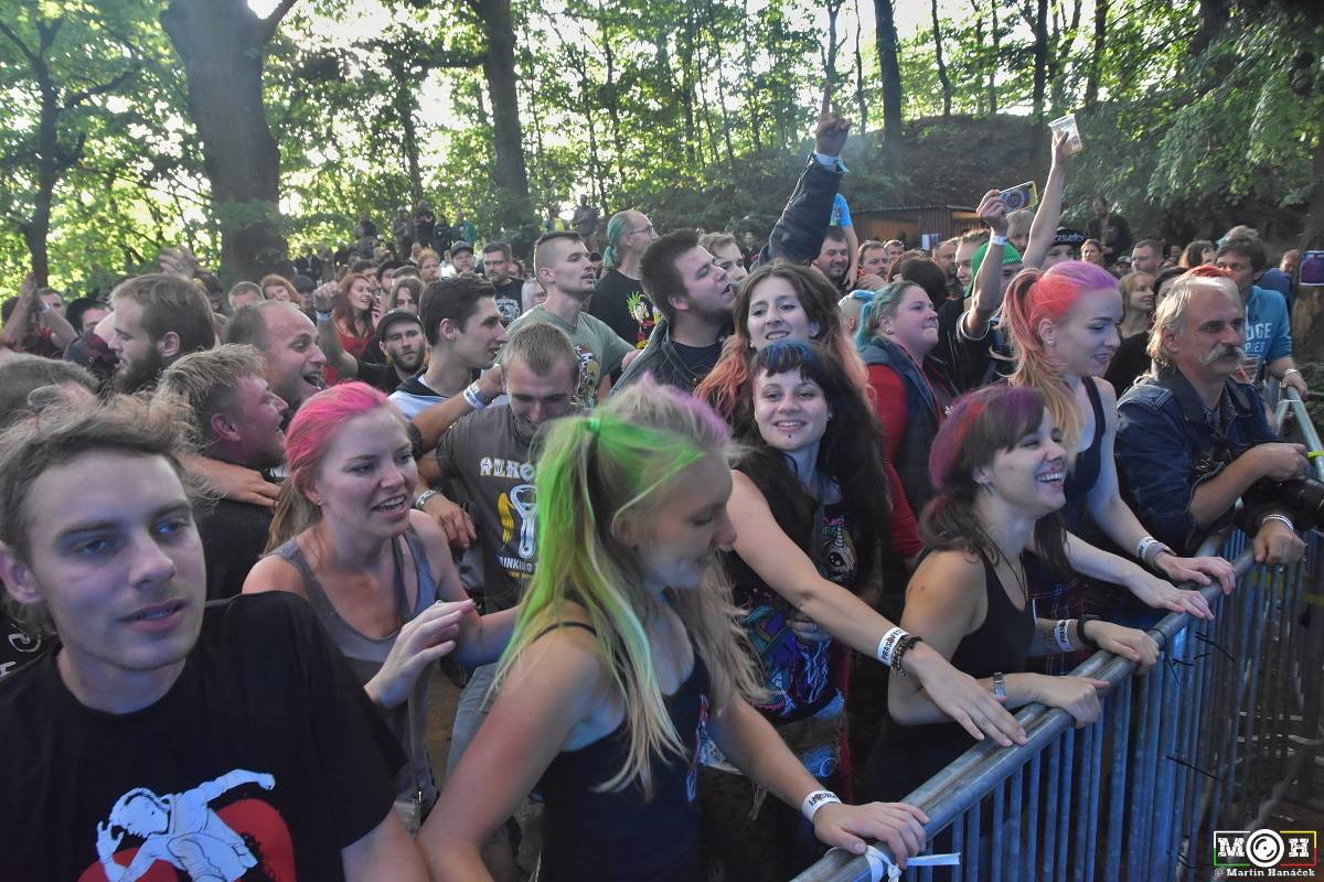 Prasofest č. 7 přivezl pod hrad Vlčtejn Viléma Čoka, Hentai Corporation, Muchu i Totální nasazení