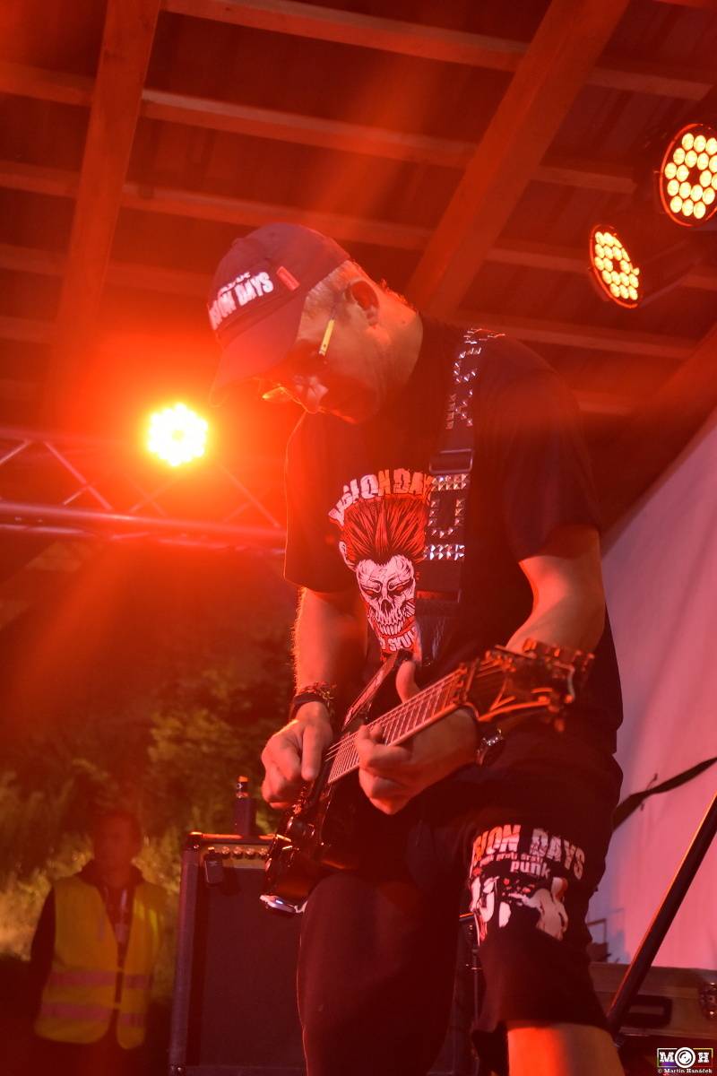 Prasofest č. 7 přivezl pod hrad Vlčtejn Viléma Čoka, Hentai Corporation, Muchu i Totální nasazení