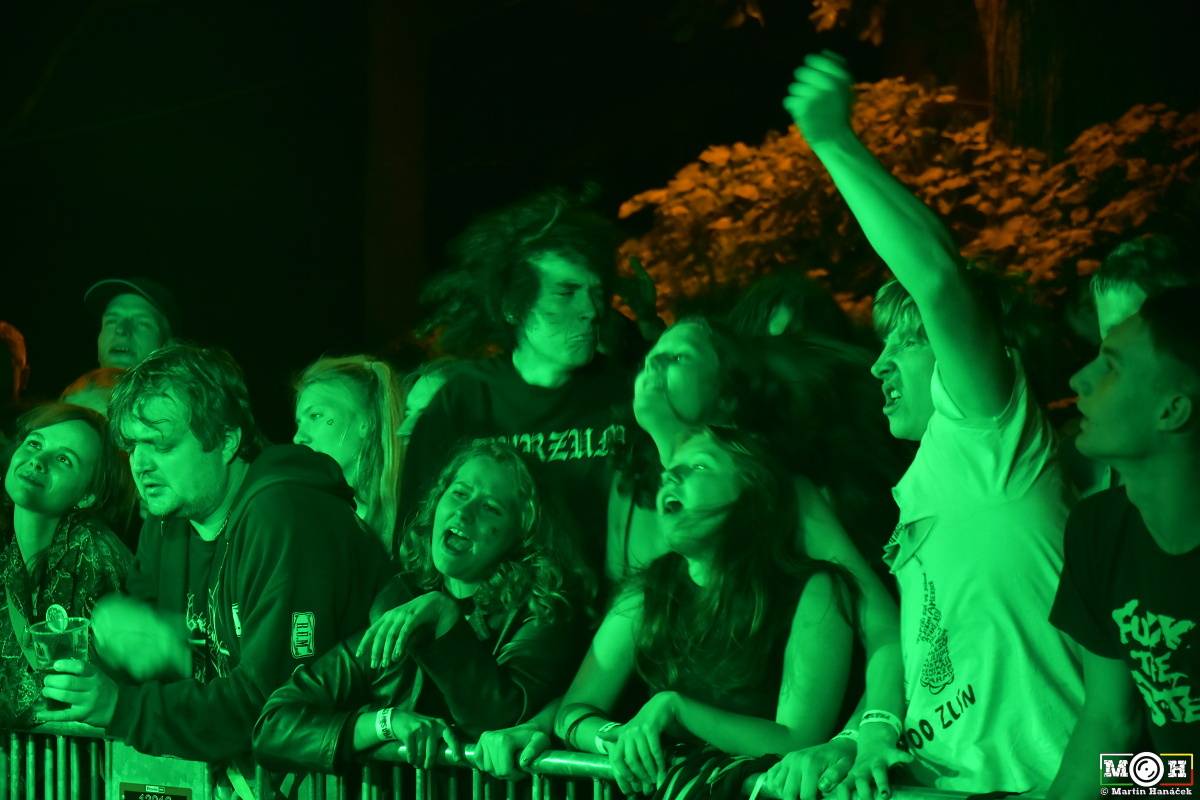 Prasofest č. 7 přivezl pod hrad Vlčtejn Viléma Čoka, Hentai Corporation, Muchu i Totální nasazení