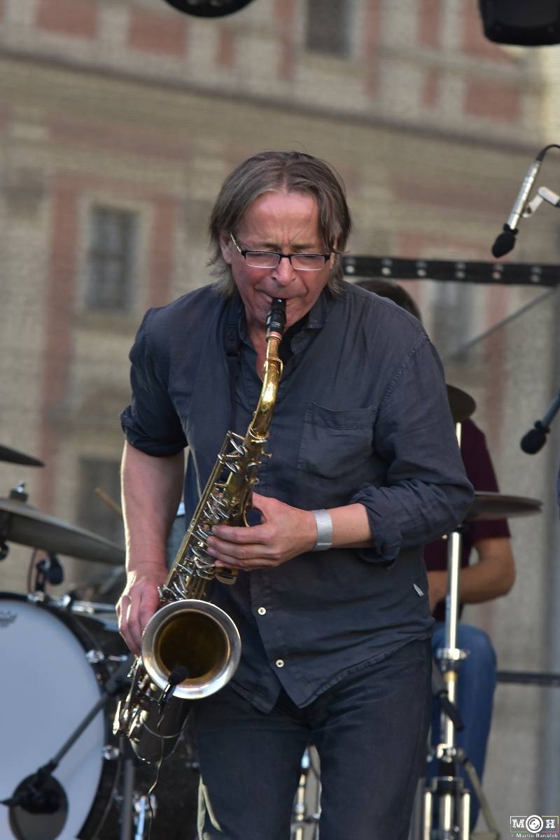 Živá ulice v Plzni: Monika Načeva, Michal Pavlíček, Michal Ambrož nebo Lenka Dusilová oslavovali svobodu