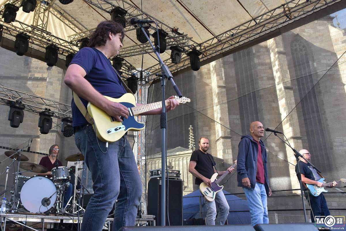 Živá ulice v Plzni: Monika Načeva, Michal Pavlíček, Michal Ambrož nebo Lenka Dusilová oslavovali svobodu