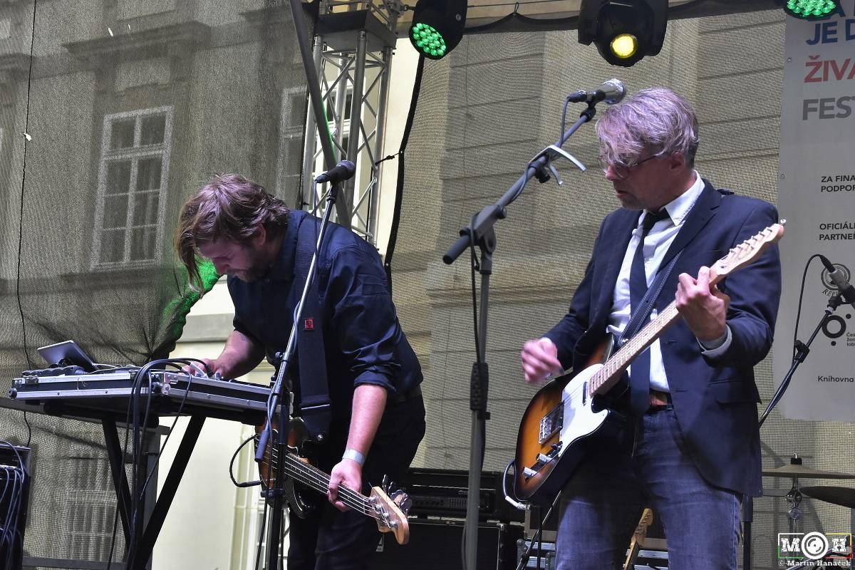 Živá ulice v Plzni: Monika Načeva, Michal Pavlíček, Michal Ambrož nebo Lenka Dusilová oslavovali svobodu