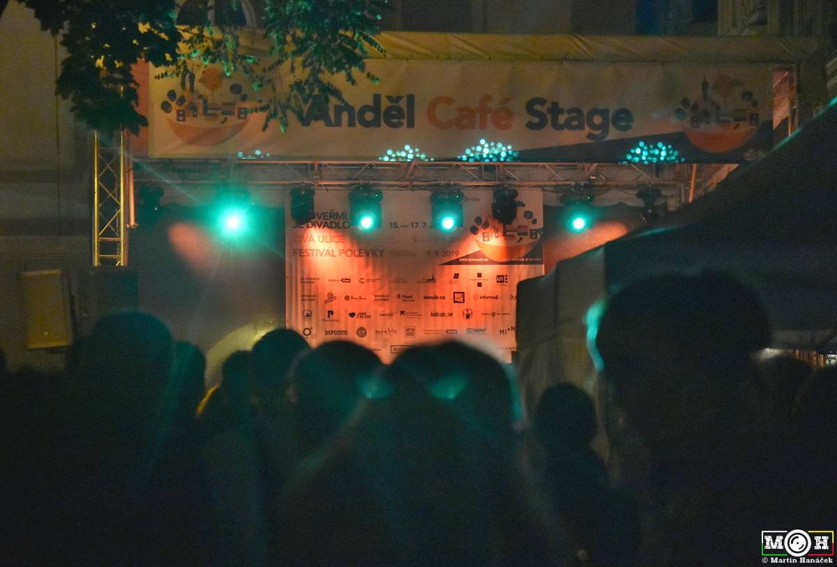 Živá ulice v Plzni: Monika Načeva, Michal Pavlíček, Michal Ambrož nebo Lenka Dusilová oslavovali svobodu