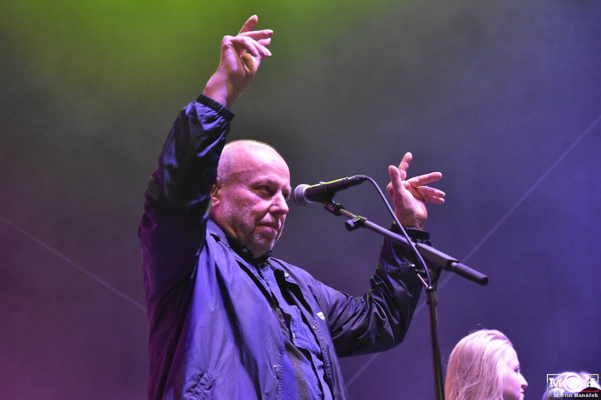 Živá ulice v Plzni: Monika Načeva, Michal Pavlíček, Michal Ambrož nebo Lenka Dusilová oslavovali svobodu