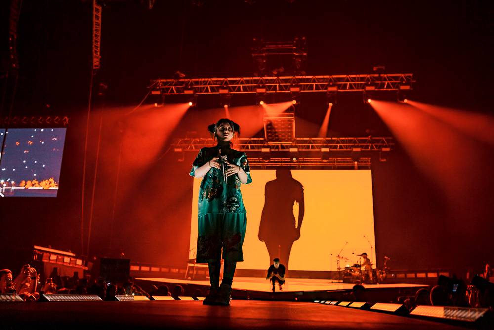 Billie Eilish pobláznila všechny teenagery v Praze