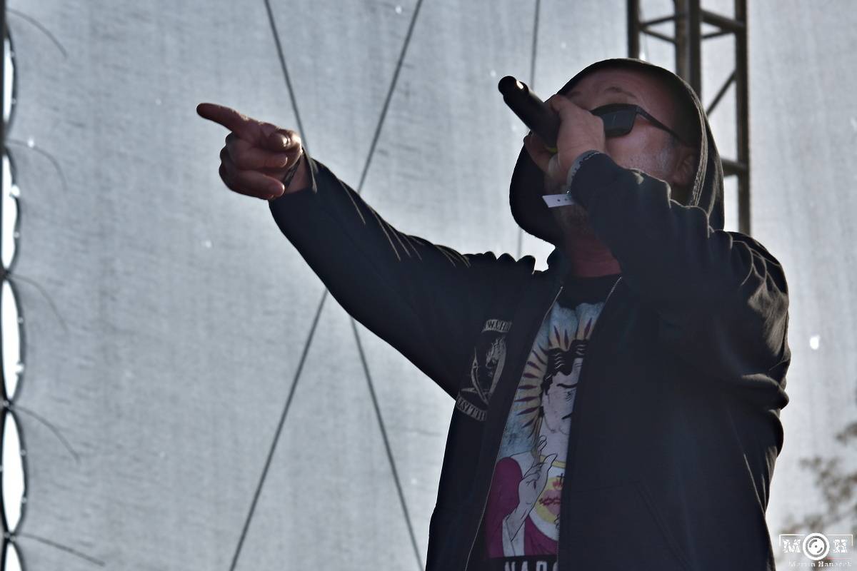 Létofest zamířil do Plzně: Za teplého počasí bavili Monkey Business, Pražský výběr i Marek Ztracený