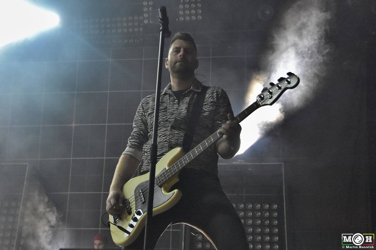 Létofest zamířil do Plzně: Za teplého počasí bavili Monkey Business, Pražský výběr i Marek Ztracený