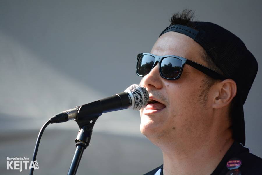 Valník podvacáté: Slánský festival viděl Visací zámek, Wohnout i Prague Conspiracy