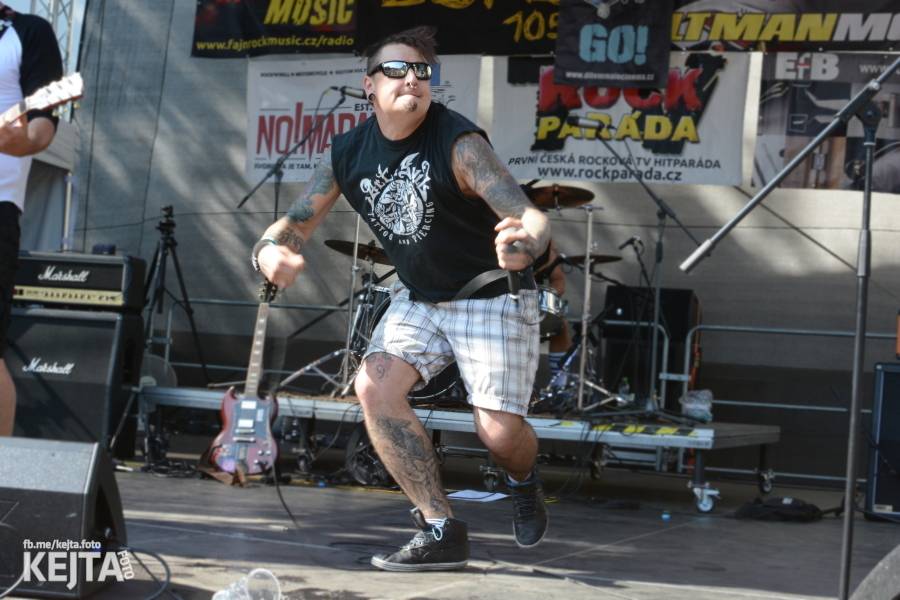 Valník podvacáté: Slánský festival viděl Visací zámek, Wohnout i Prague Conspiracy