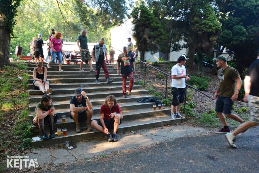 Valník podvacáté: Slánský festival viděl Visací zámek, Wohnout i Prague Conspiracy