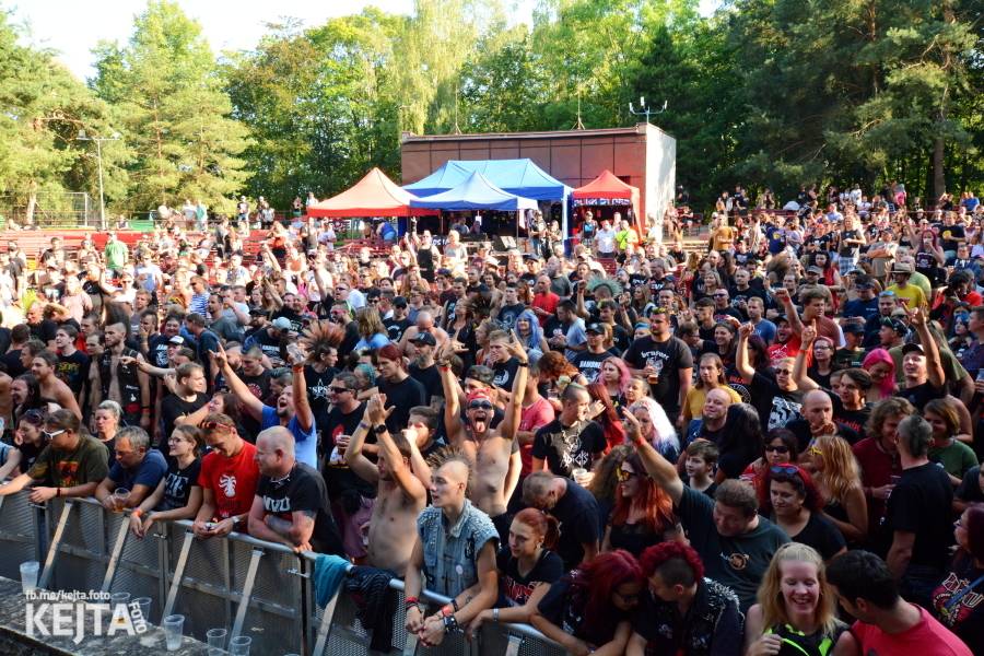 Valník podvacáté: Slánský festival viděl Visací zámek, Wohnout i Prague Conspiracy