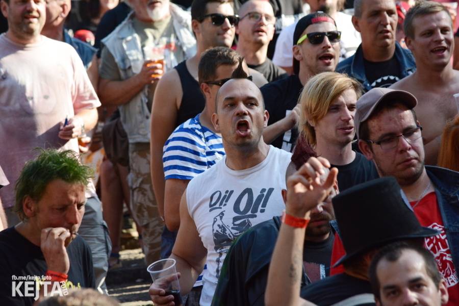 Valník podvacáté: Slánský festival viděl Visací zámek, Wohnout i Prague Conspiracy