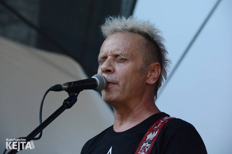 Valník podvacáté: Slánský festival viděl Visací zámek, Wohnout i Prague Conspiracy