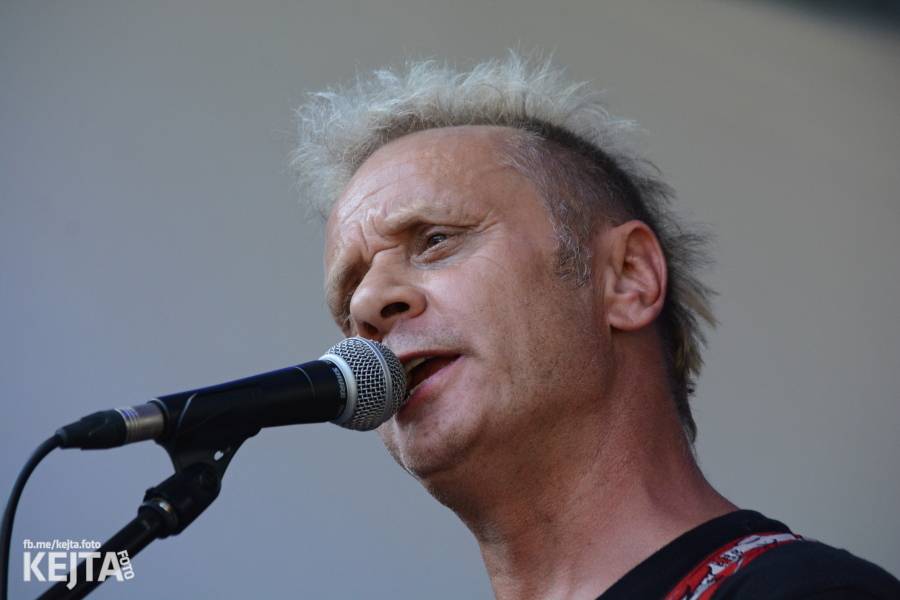 Valník podvacáté: Slánský festival viděl Visací zámek, Wohnout i Prague Conspiracy