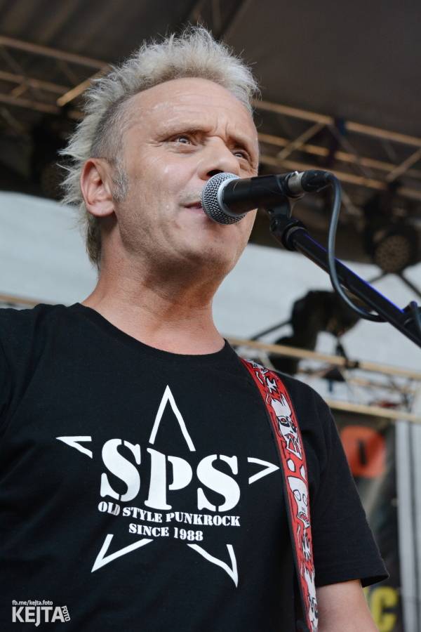 Valník podvacáté: Slánský festival viděl Visací zámek, Wohnout i Prague Conspiracy