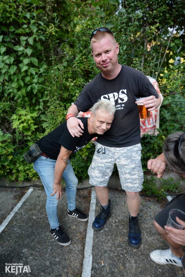 Valník podvacáté: Slánský festival viděl Visací zámek, Wohnout i Prague Conspiracy