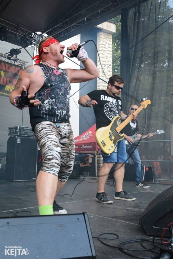 Valník podvacáté: Slánský festival viděl Visací zámek, Wohnout i Prague Conspiracy