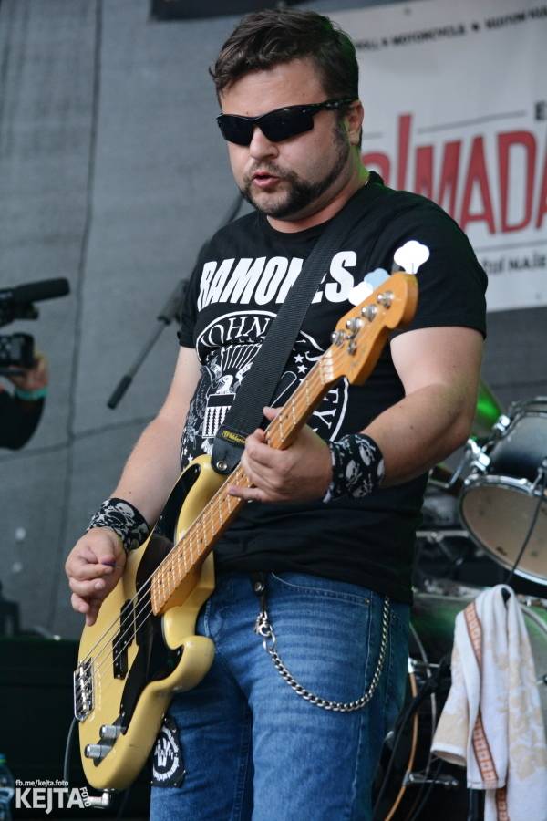 Valník podvacáté: Slánský festival viděl Visací zámek, Wohnout i Prague Conspiracy