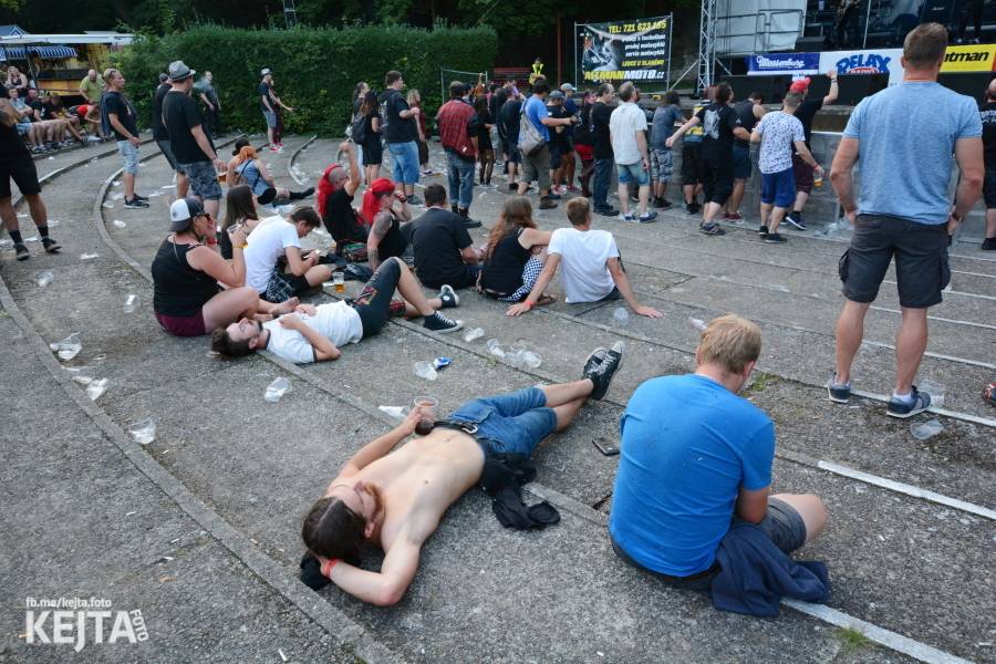 Valník podvacáté: Slánský festival viděl Visací zámek, Wohnout i Prague Conspiracy