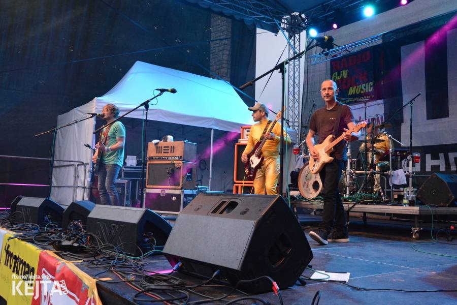 Valník podvacáté: Slánský festival viděl Visací zámek, Wohnout i Prague Conspiracy