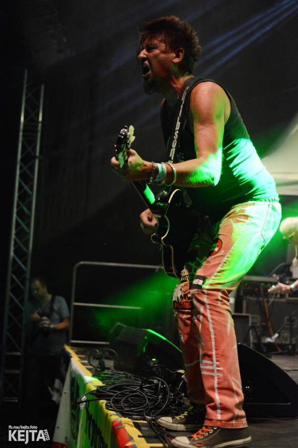 Valník podvacáté: Slánský festival viděl Visací zámek, Wohnout i Prague Conspiracy