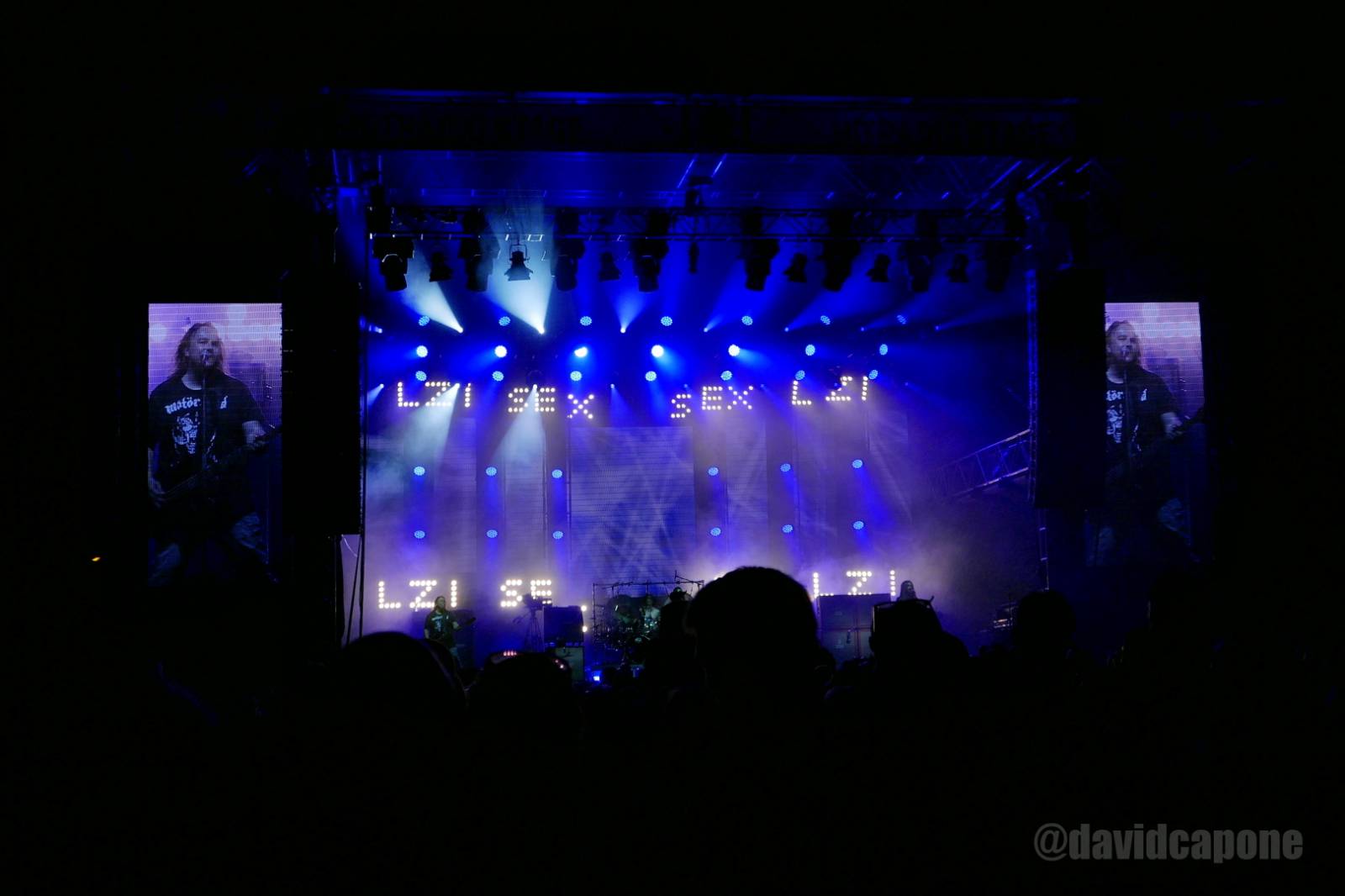 Druhý den plzeňského Létofestu je za námi. Vystoupili Divokej Bill, vypsaná fiXa a Wanastowi Vjecy