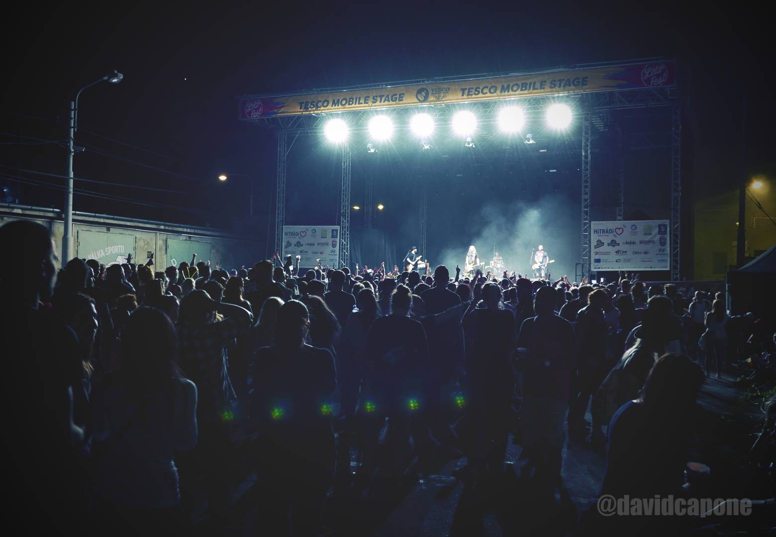 Druhý den plzeňského Létofestu je za námi. Vystoupili Divokej Bill, vypsaná fiXa a Wanastowi Vjecy